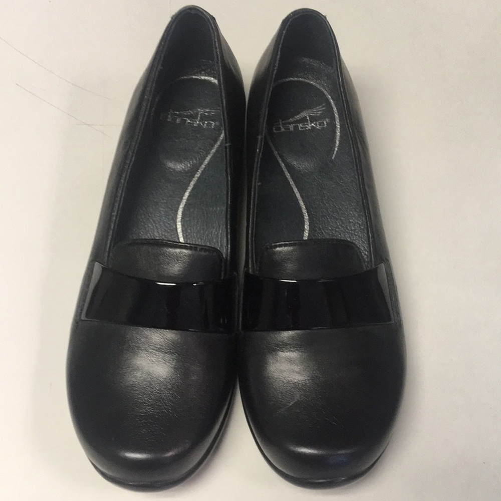 Dansko black shoes